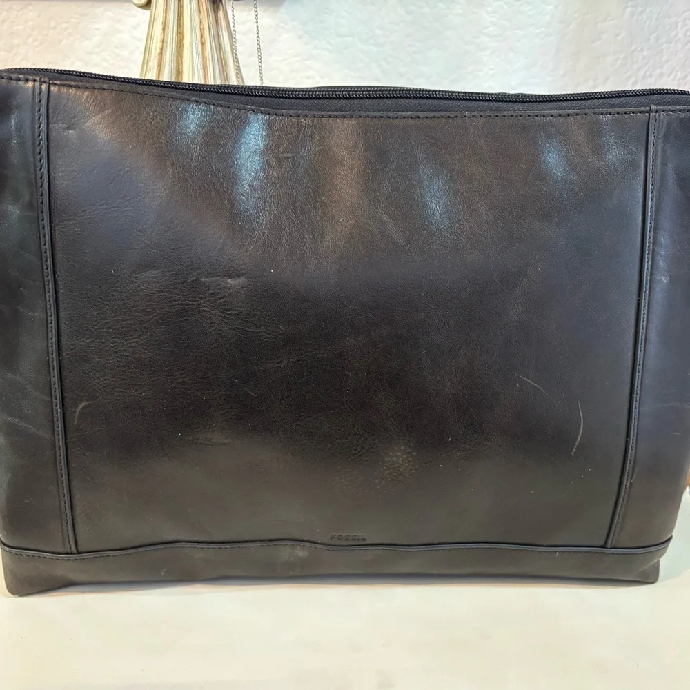 Fossil Black Laptop Bag Sleek Leather Design